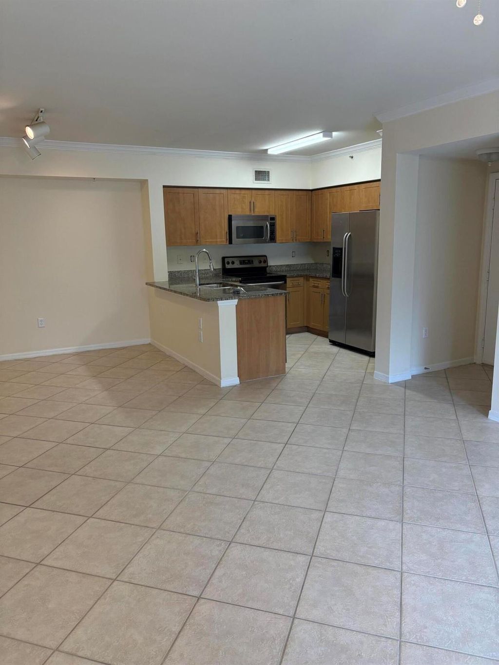 Photo of 6370 Emerald Dunes Drive #203, West Palm Beach, FL 33411 (MLS # R11139805)