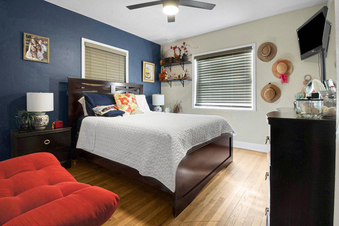 LAKE WORTH TOWN OF - Residential