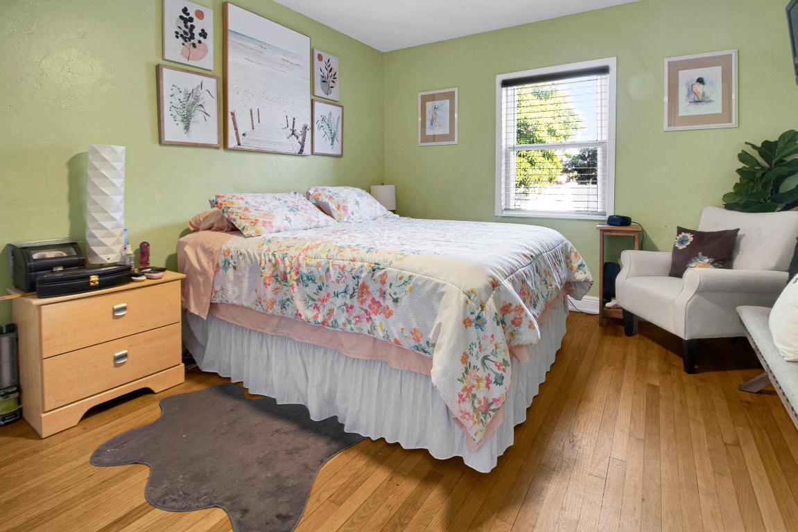 LAKE WORTH TOWN OF - Residential