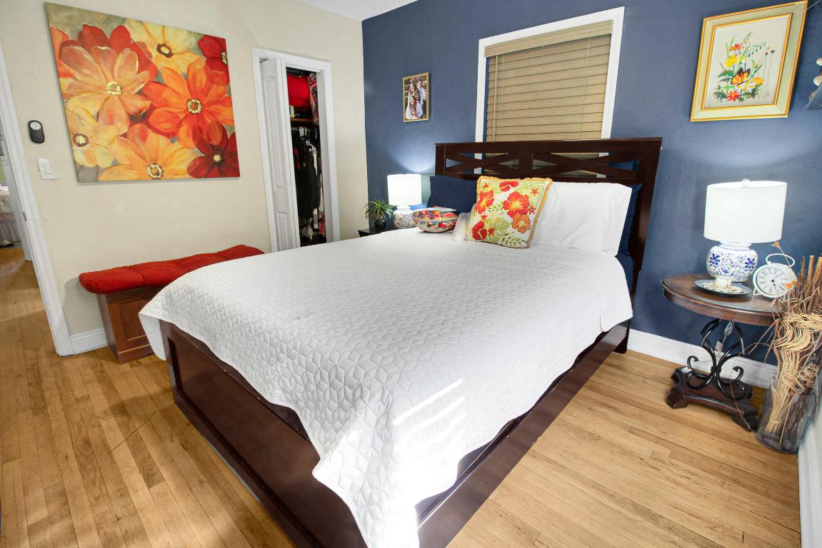 LAKE WORTH TOWN OF - Residential