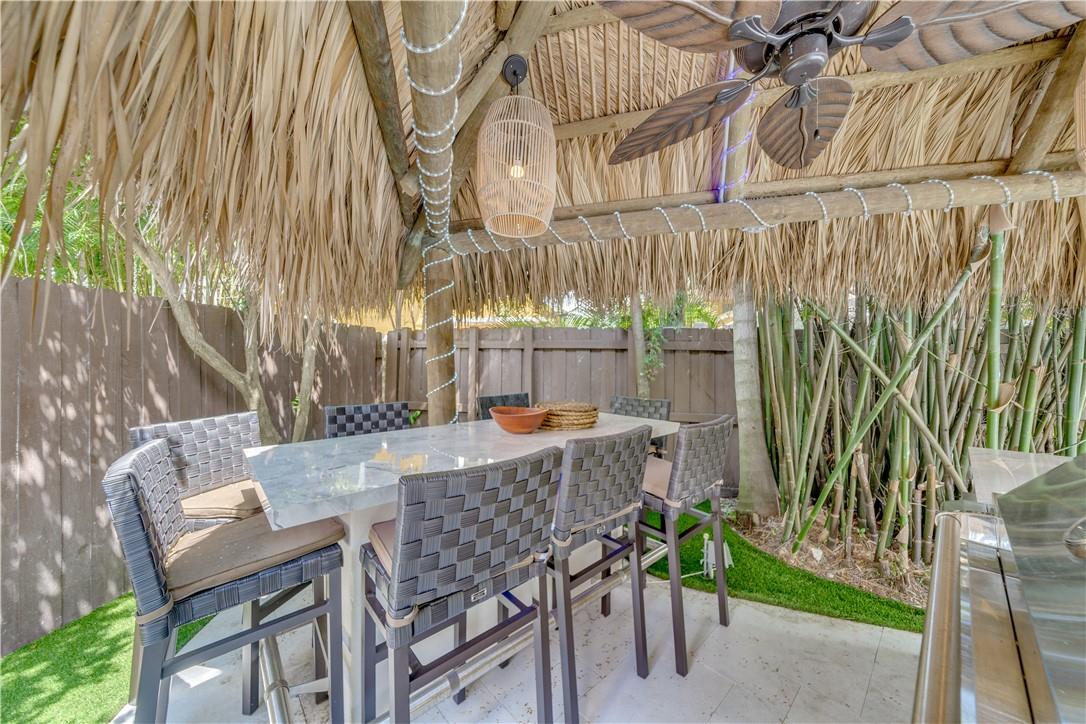 LAS OLAS PARK CORR PLAT - Residential Lease