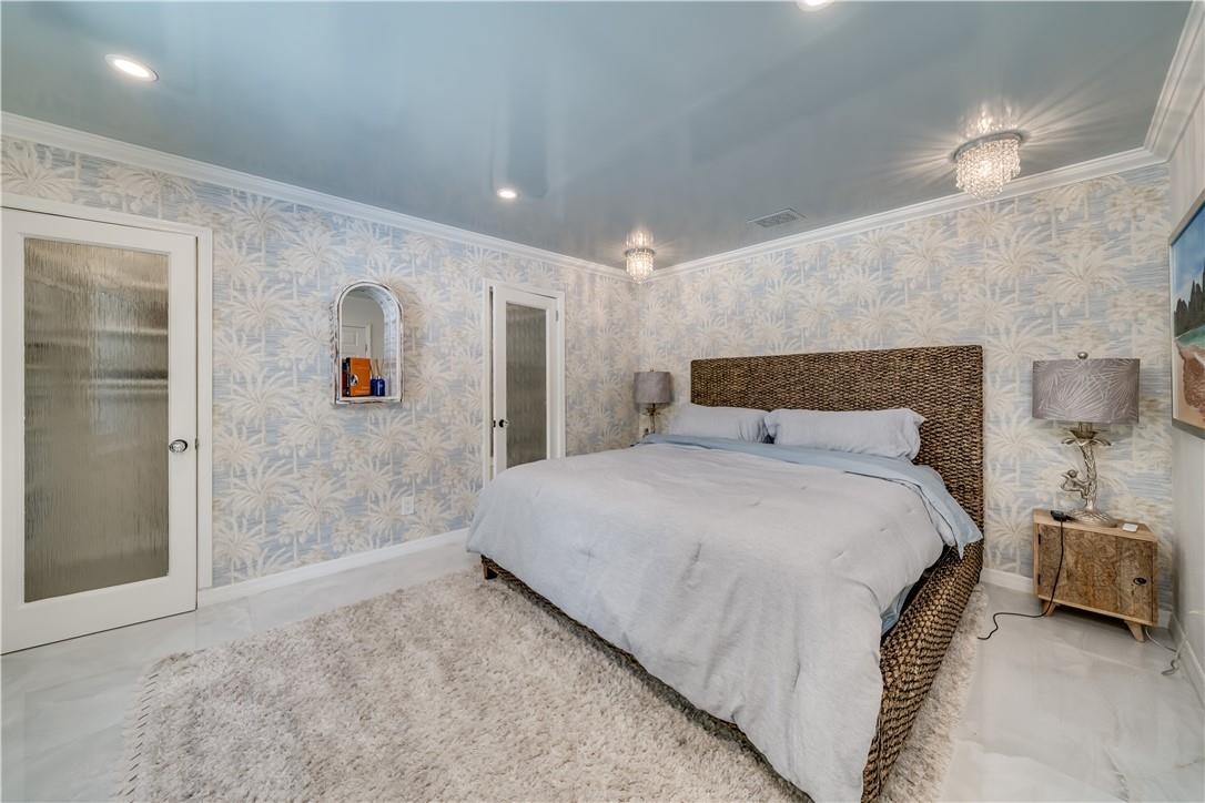 LAS OLAS PARK CORR PLAT - Residential Lease