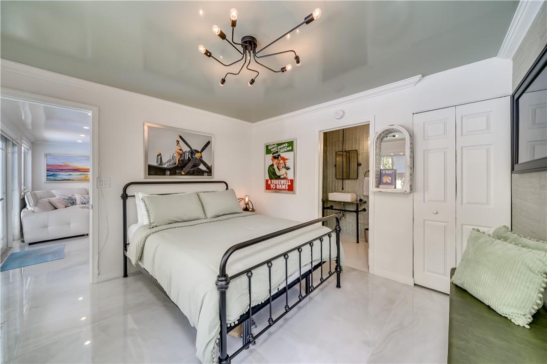 LAS OLAS PARK CORR PLAT - Residential Lease