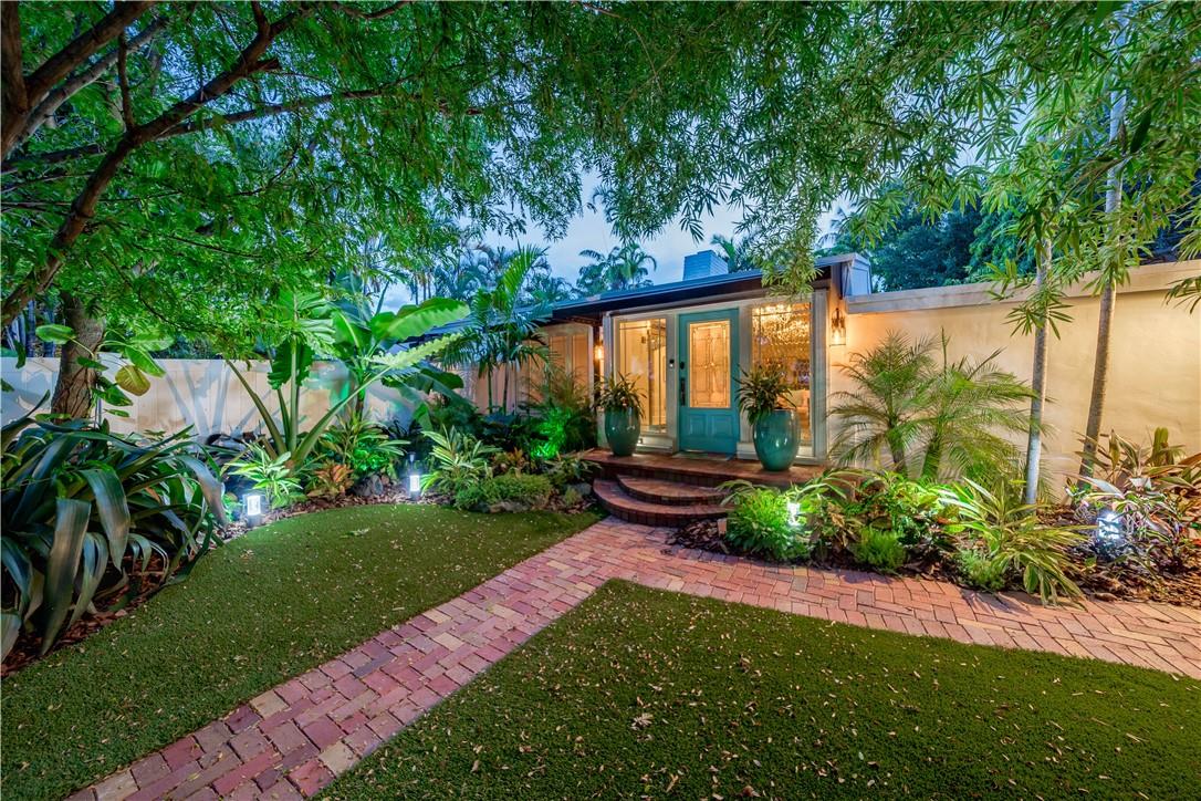 LAS OLAS PARK CORR PLAT - Residential Lease