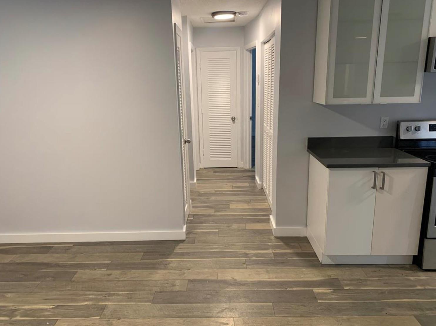 OLD DIXIE MANOR REPLAT OF - Residential Lease