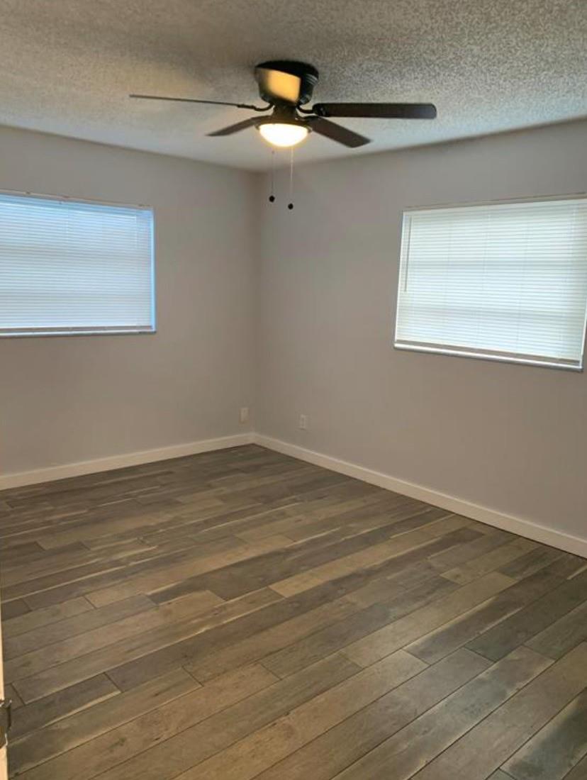 OLD DIXIE MANOR REPLAT OF - Residential Lease