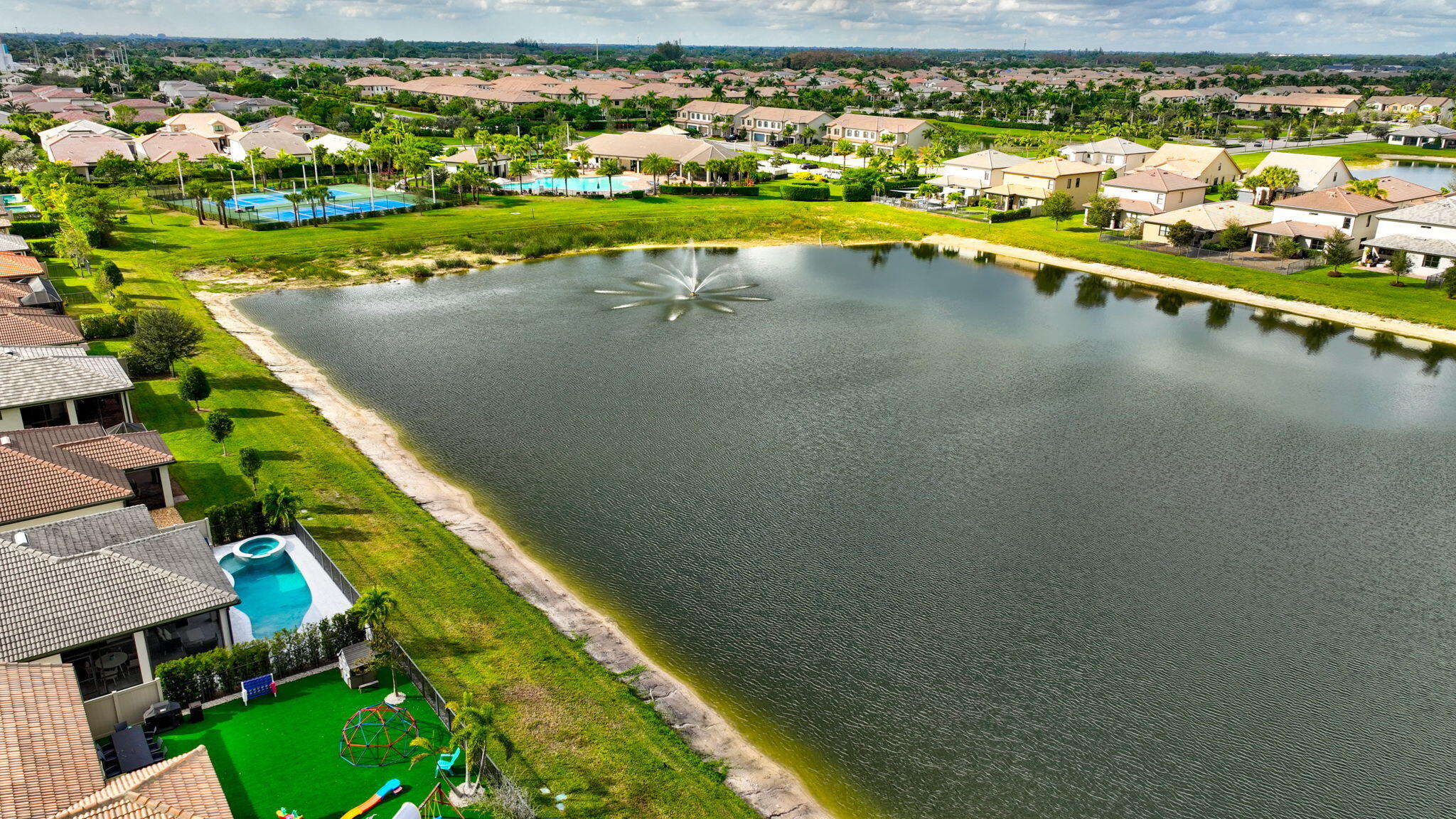 FIELDS AT GULFSTREAM POLO - Residential Lease