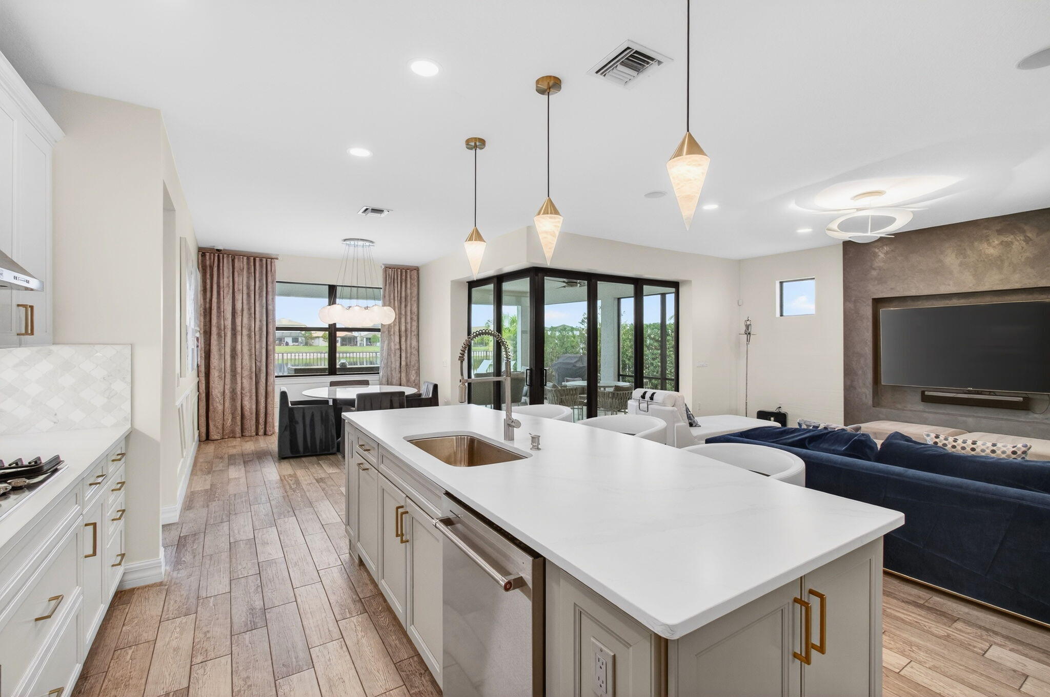 FIELDS AT GULFSTREAM POLO - Residential Lease