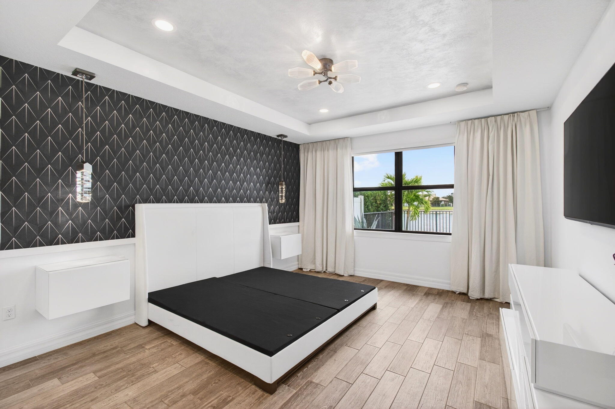 FIELDS AT GULFSTREAM POLO - Residential Lease