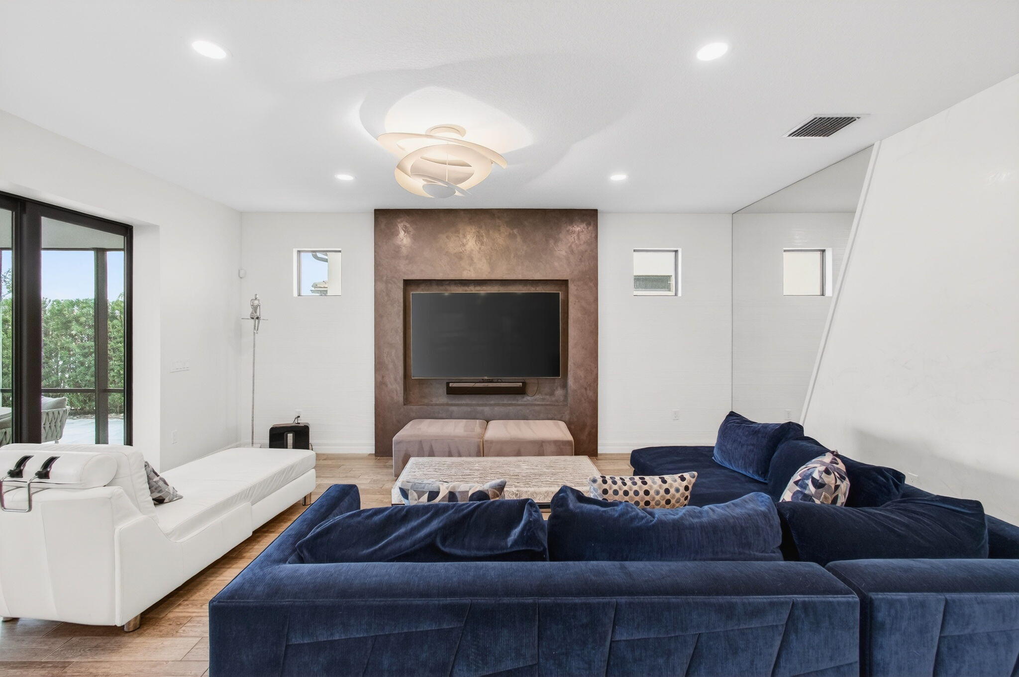 FIELDS AT GULFSTREAM POLO - Residential Lease