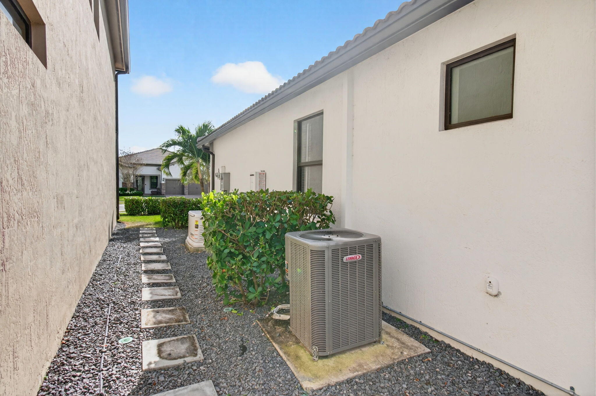 FIELDS AT GULFSTREAM POLO - Residential Lease