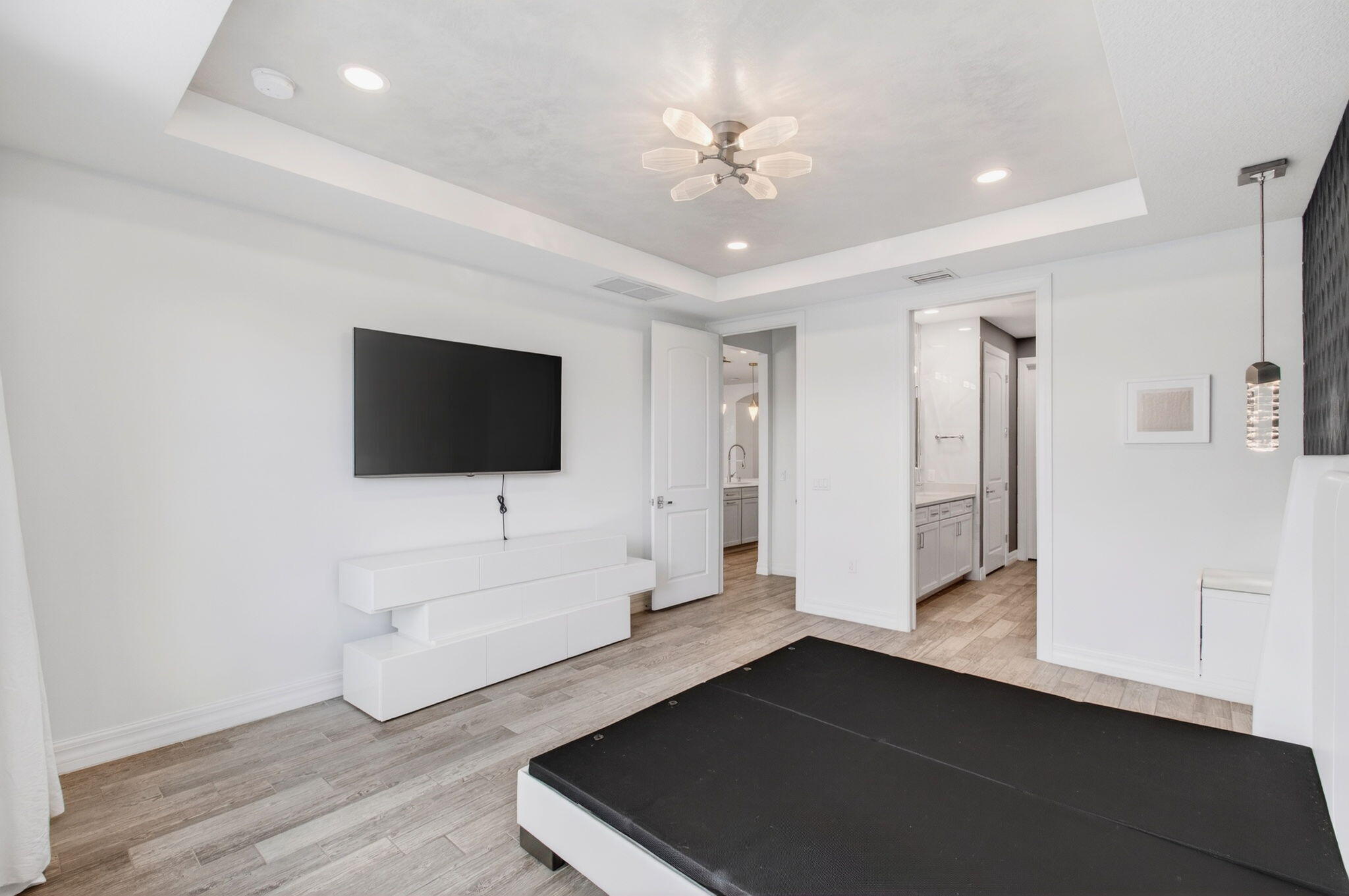 FIELDS AT GULFSTREAM POLO - Residential Lease