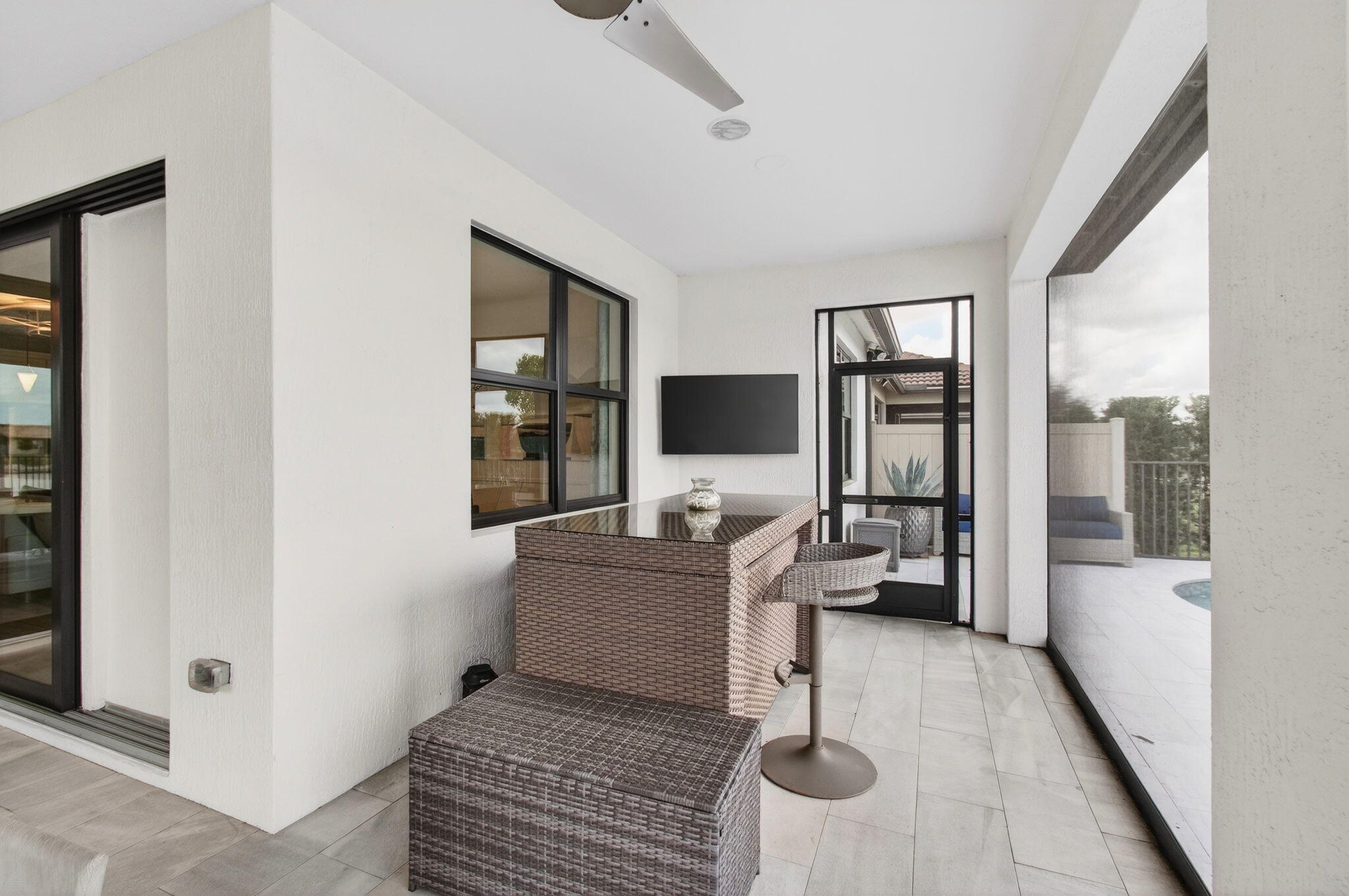 FIELDS AT GULFSTREAM POLO - Residential Lease