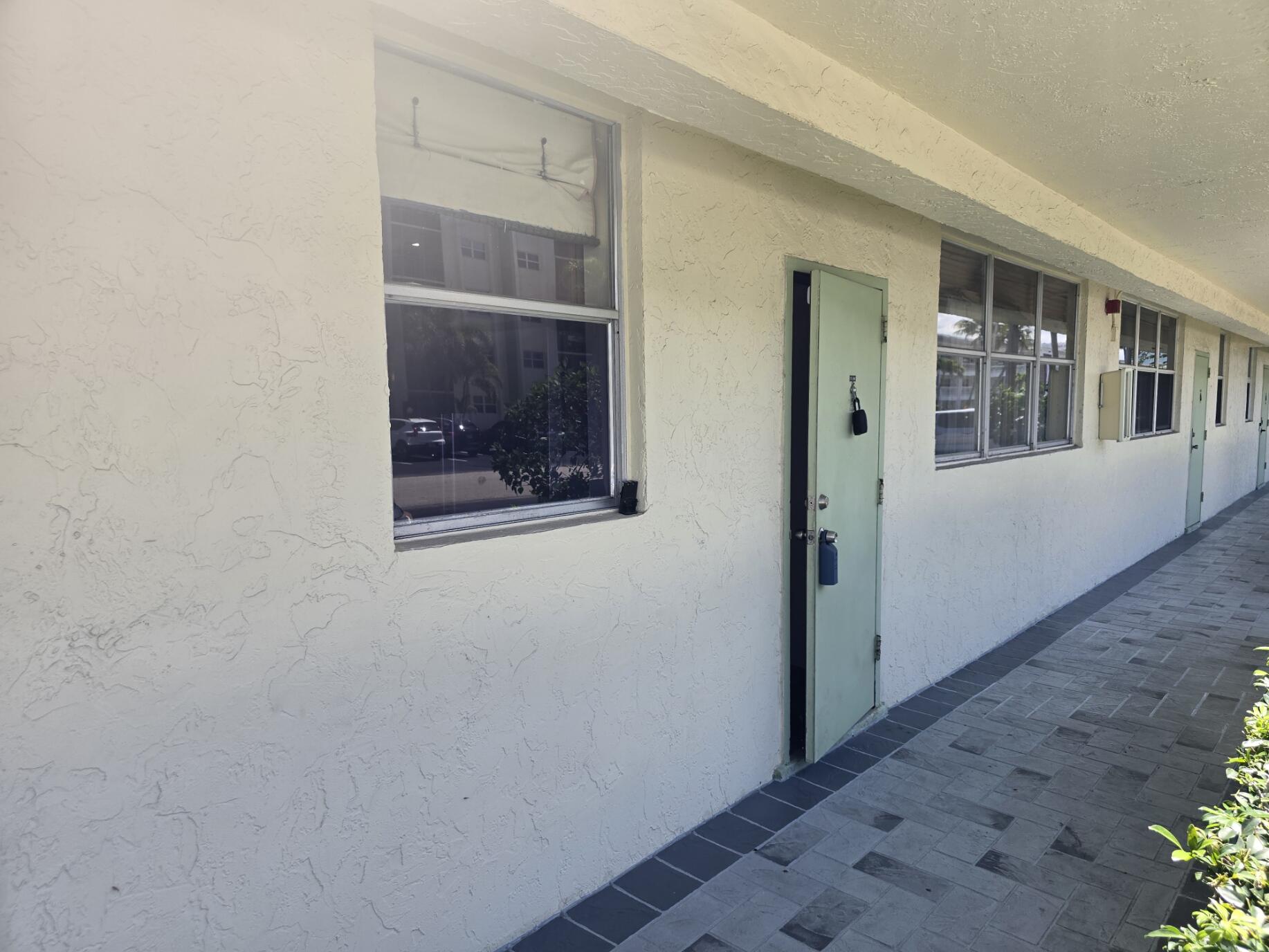 CROSS FOX CONDO - Residential