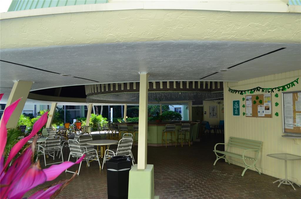 CROSS FOX CONDO - Residential