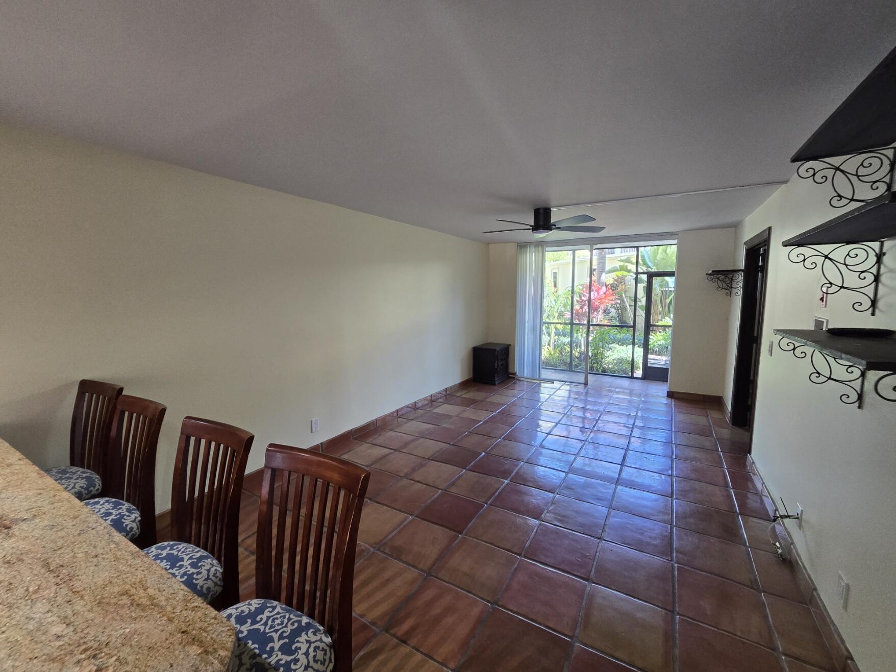 CROSS FOX CONDO - Residential