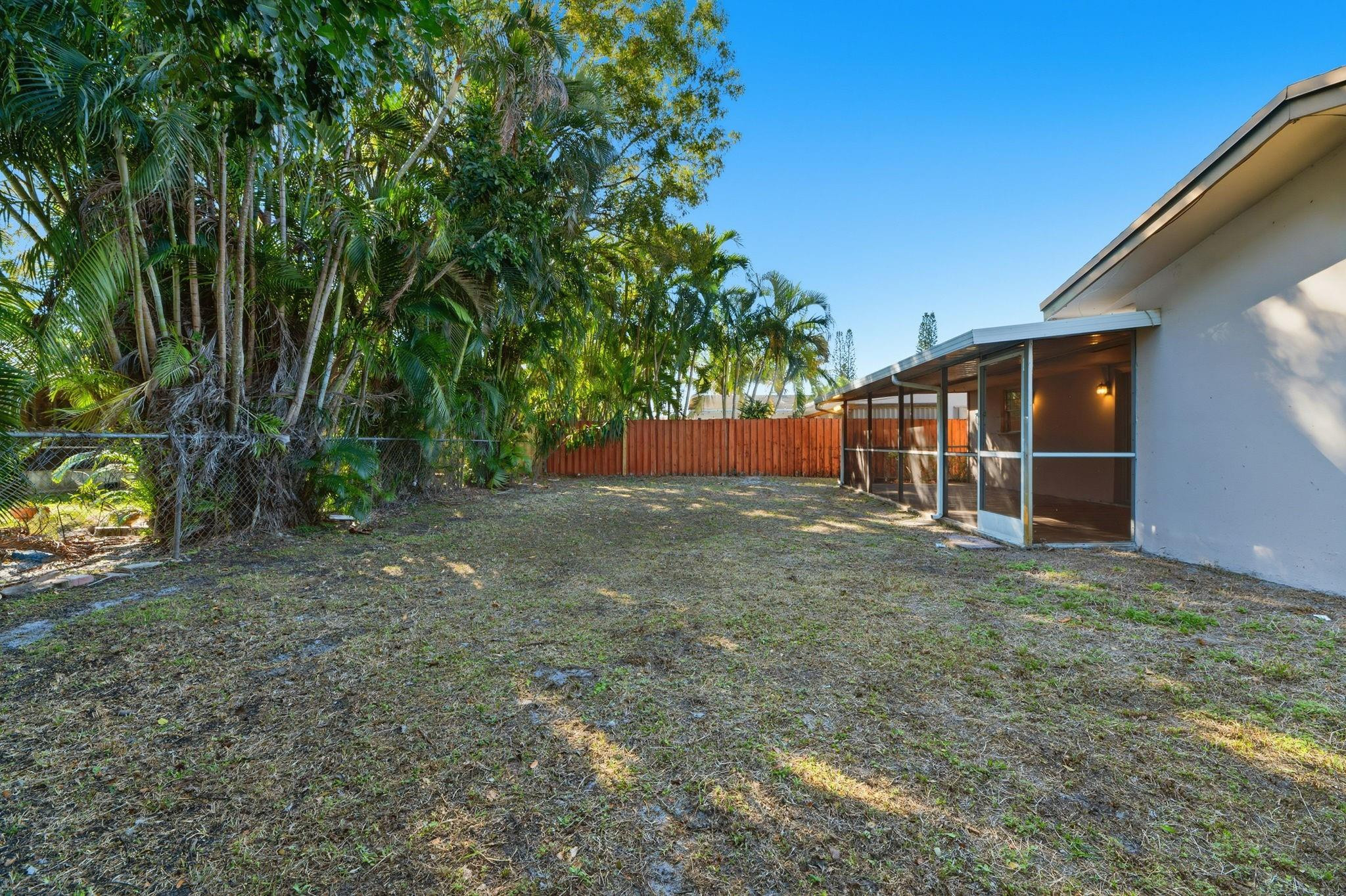 Palm Aire Village 2nd Sec - Residential