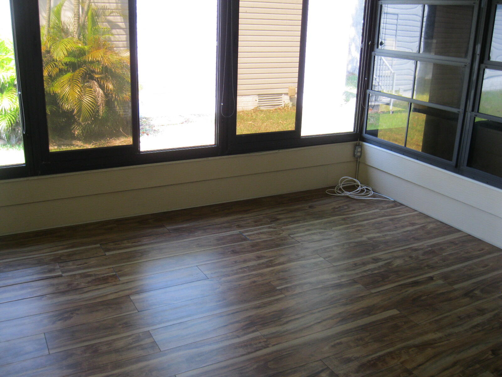 Tropical Isles - Residential