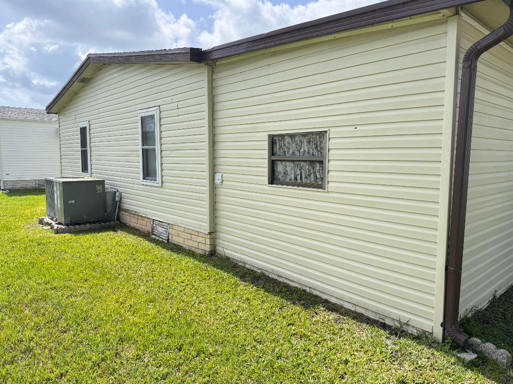 Tropical Isles - Residential