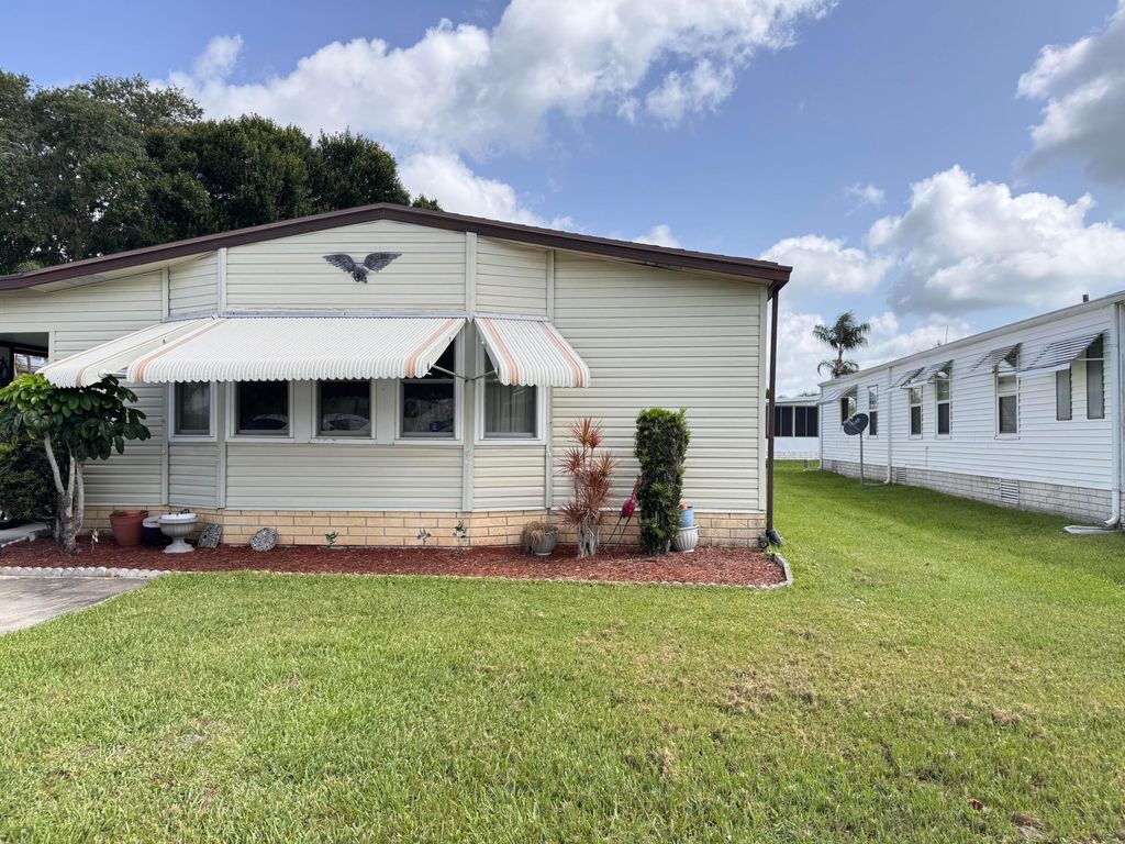 Photo of 493 Hemingway Terrace, Fort Pierce, FL 34982 (MLS # R11098221)