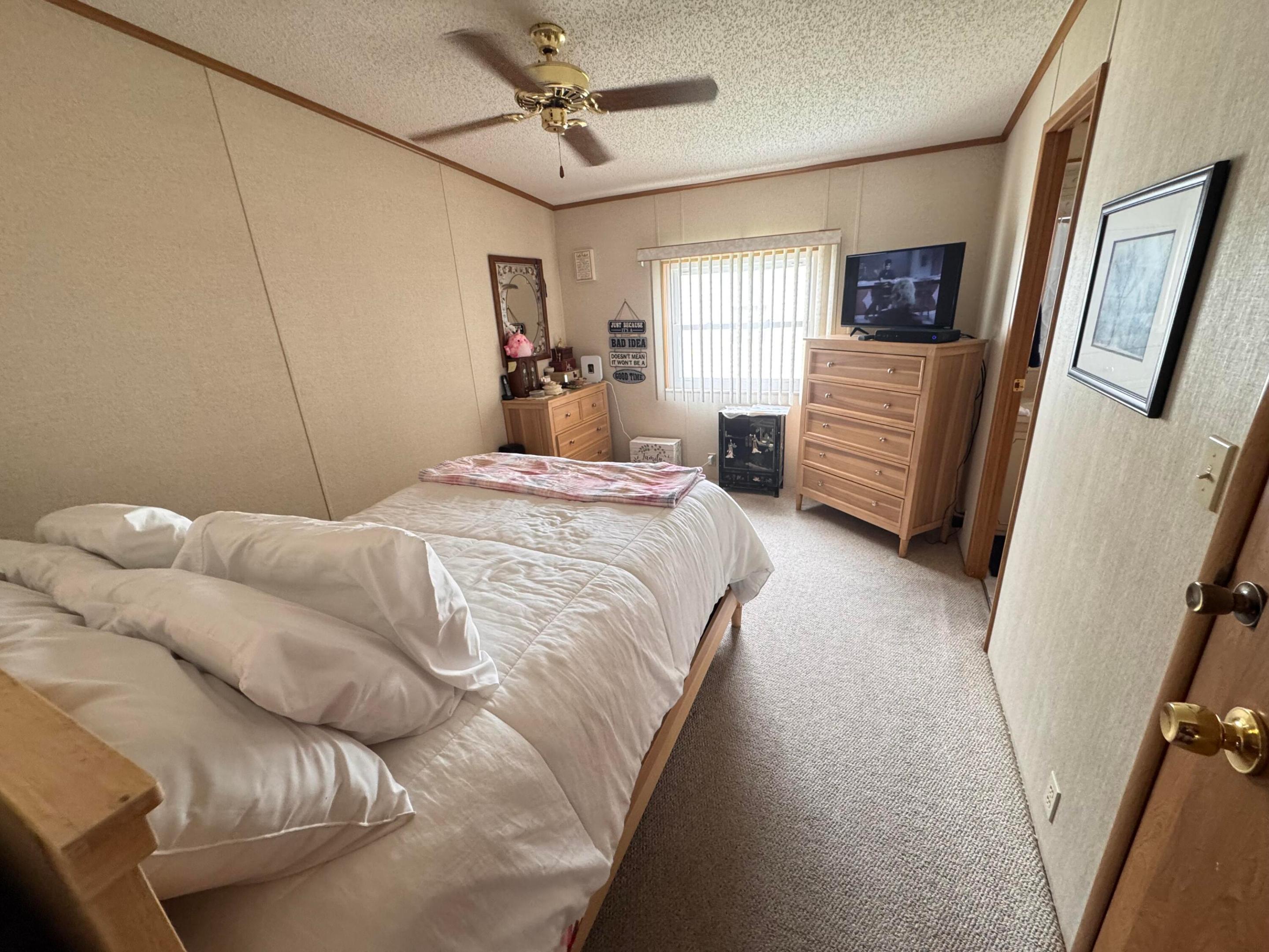 Tropical Isles - Residential