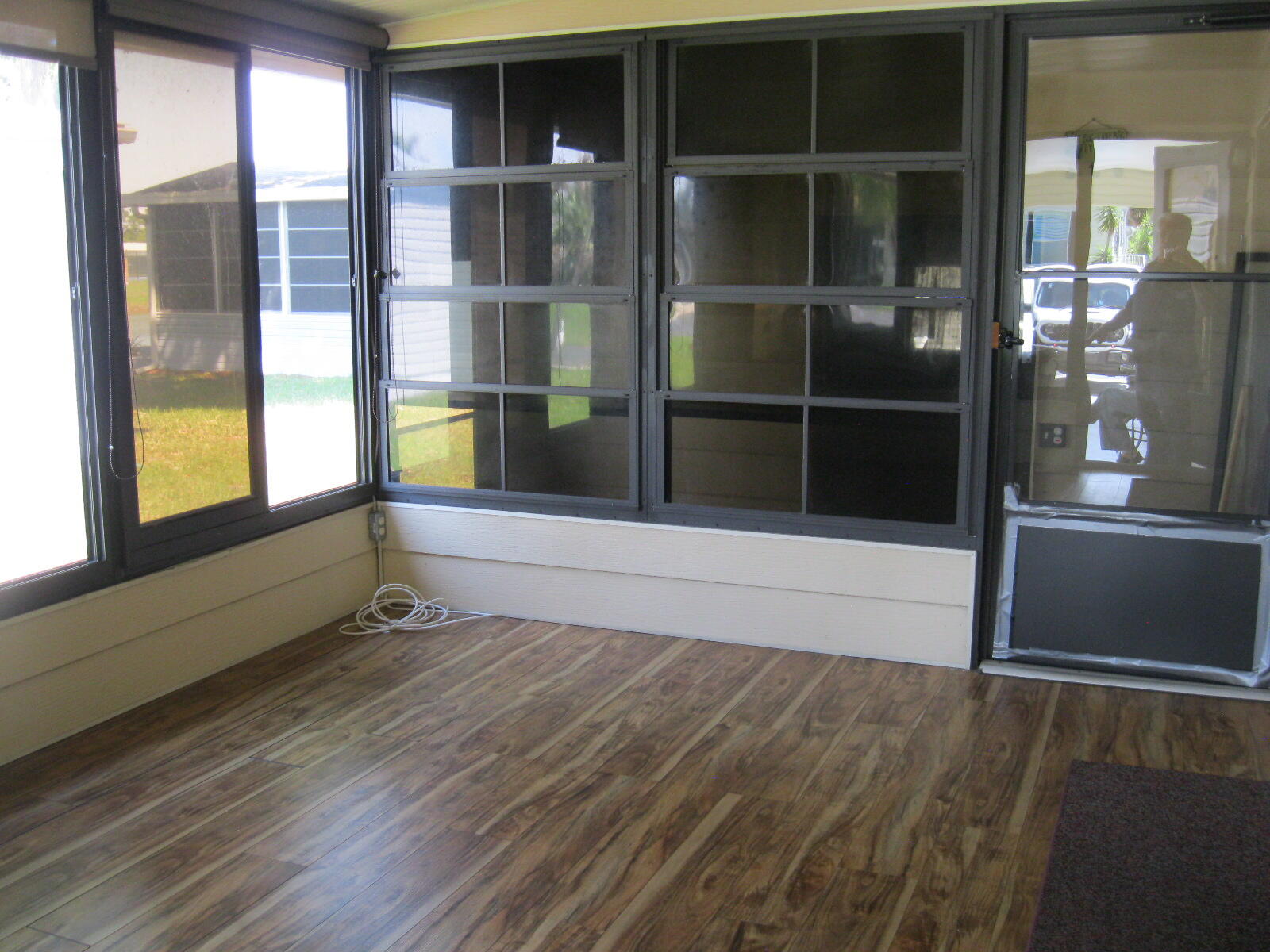 Tropical Isles - Residential