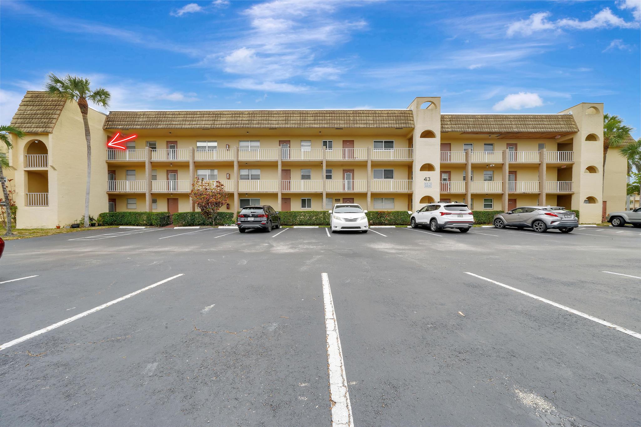 2/2 corner unit on top floor of elevator building near community pool. End unit offers privacy & lots of natural light. Newer AC (2018) & hot water heater (2018) along w/ laminate flooring & neutral color paint. Enclosed, screened & covered balcony overlooking lake. Ensuite bath w/ walk-in shower in main bedroom. Second bath has a tub / shower. Each floor conveniently offers community laundry. Community amenities include community pool, clubhouse, tennis & more. Easy living: common areas maintained, elevator, cable tv, water & sewer, use of common areas & more. One assigned parking space & many guest spots. Lots of possibilities for primary home, rental, winter home, etc. Schedule viewing today.