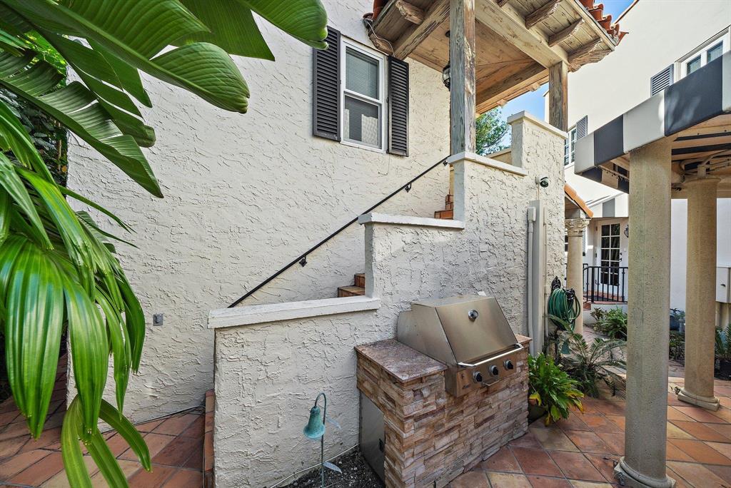 PRIMAVERA ESTATES (MIDDLE - Residential