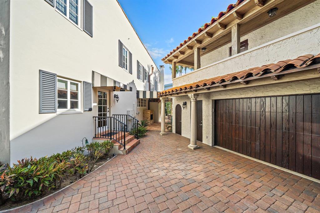 PRIMAVERA ESTATES (MIDDLE - Residential