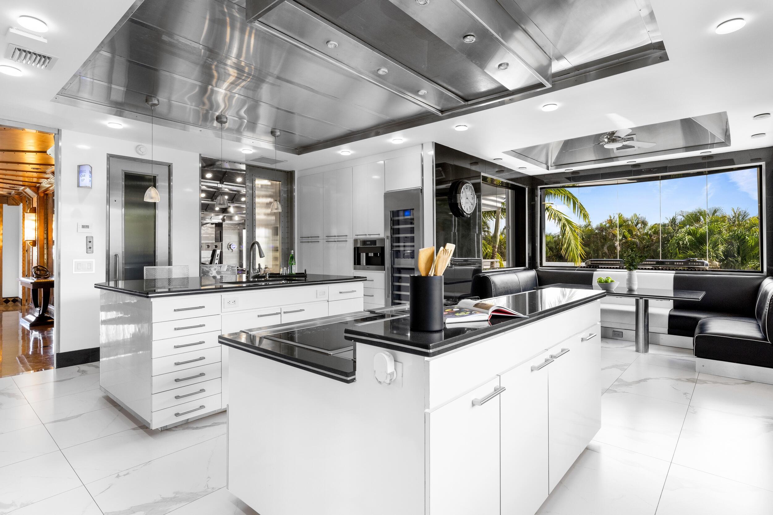 BOCA GROVE - Residential