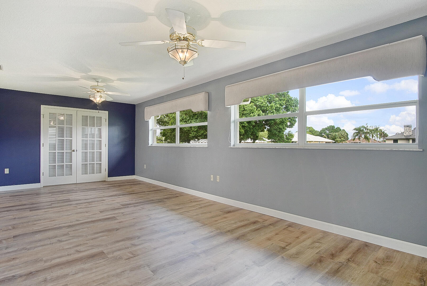 LEGACY COURT - Residential