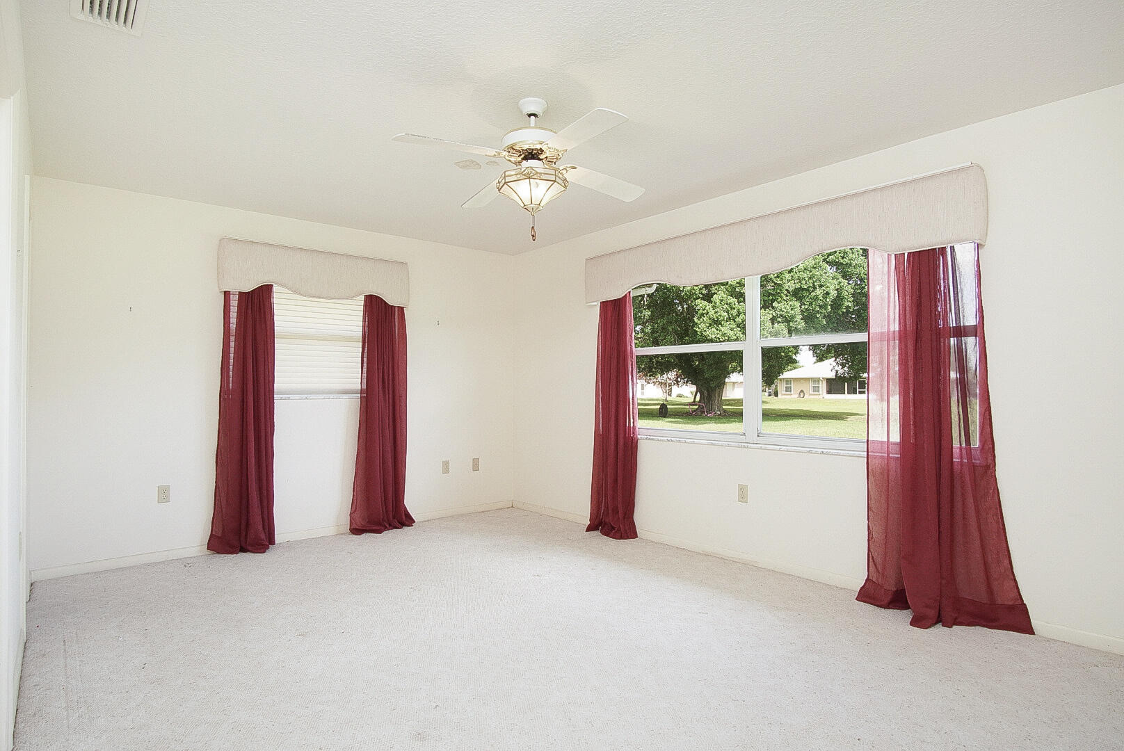 LEGACY COURT - Residential