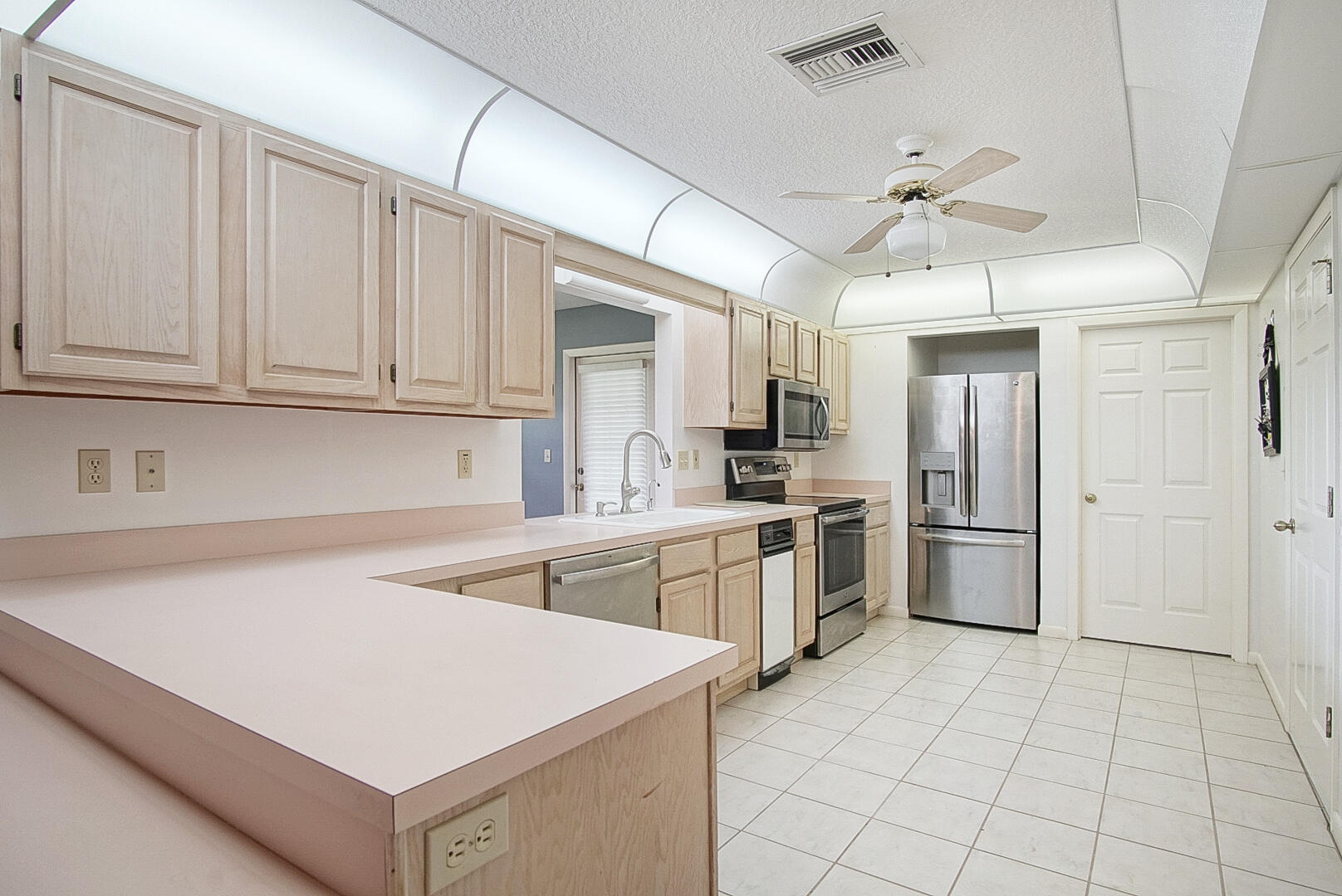 LEGACY COURT - Residential