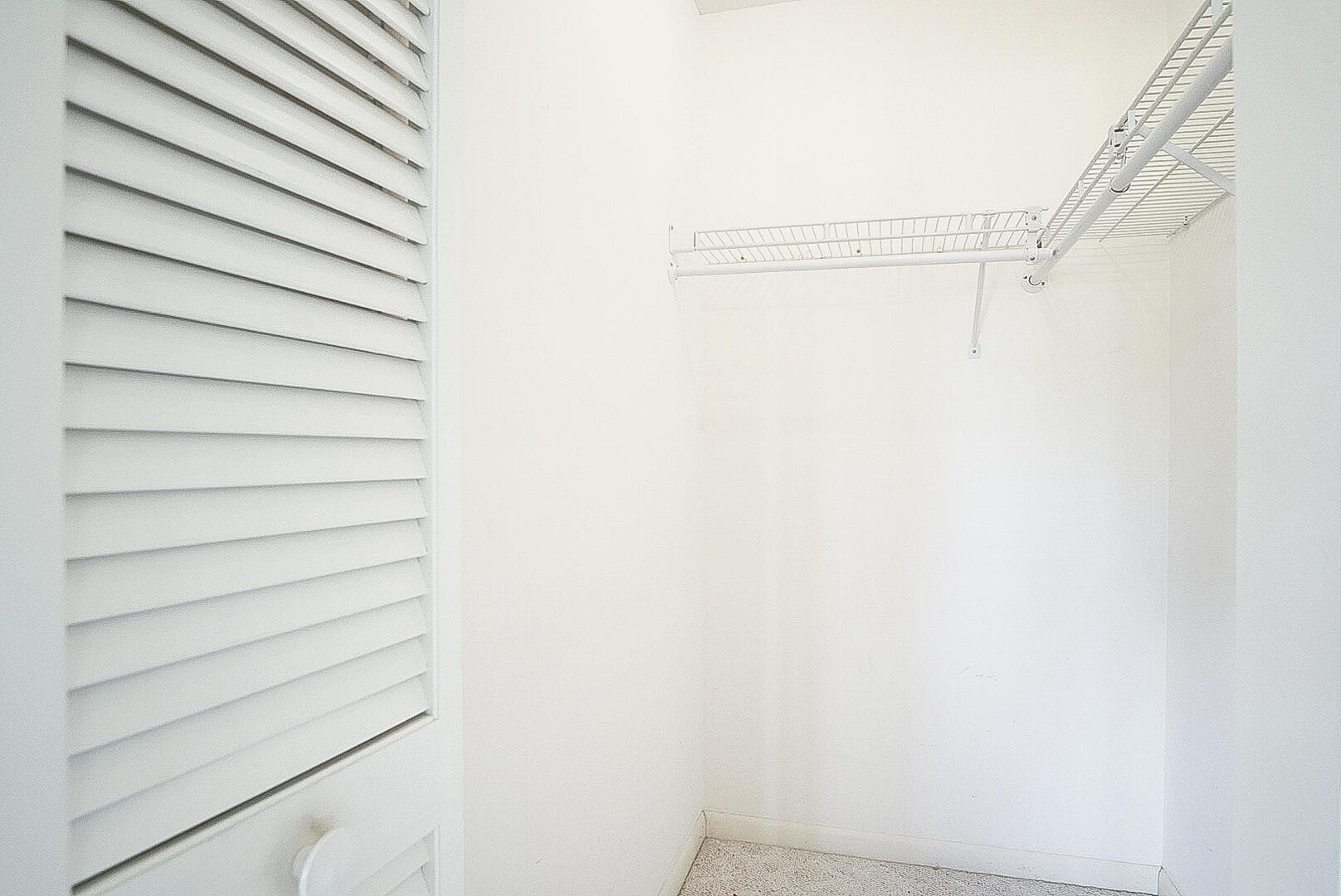 LEGACY COURT - Residential