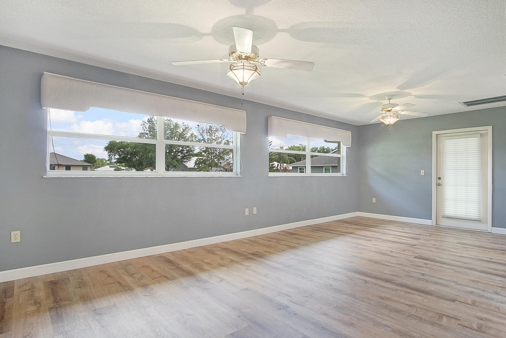 LEGACY COURT - Residential