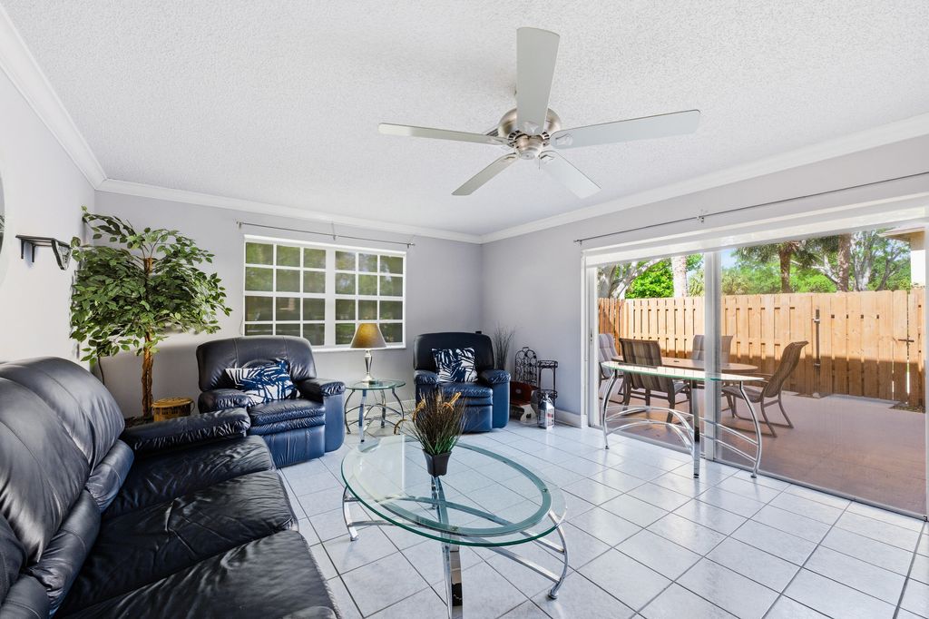 Photo of 2924 SW 22nd Circle #17c, Delray Beach, FL 33445 (MLS # B26018234)
