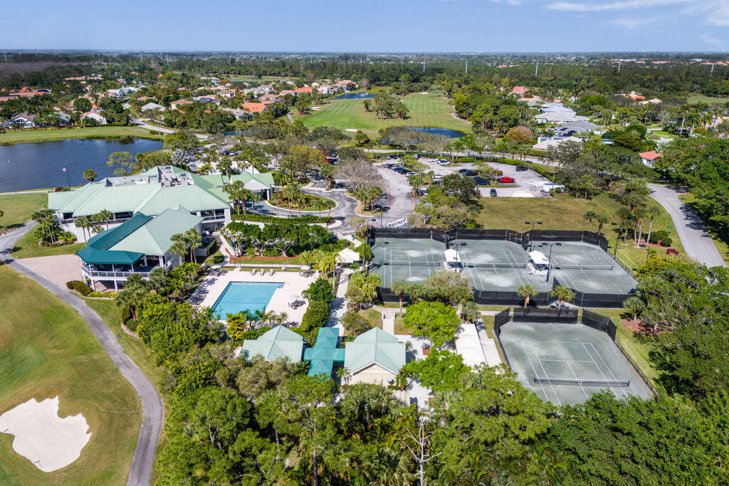 DELRAY OAKS WEST CONDO - Residential
