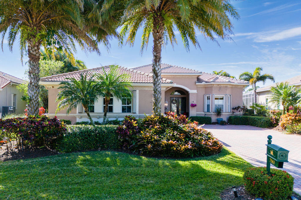 DELRAY OAKS WEST CONDO - Residential