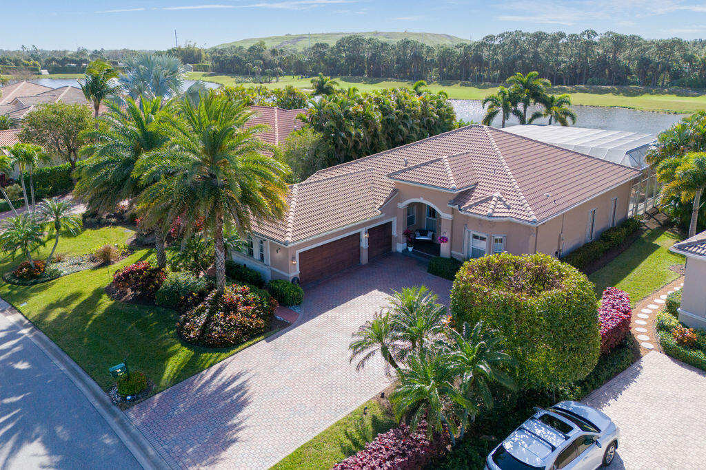 DELRAY OAKS WEST CONDO - Residential