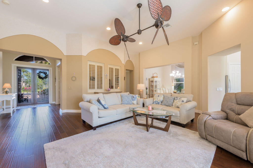 DELRAY OAKS WEST CONDO - Residential