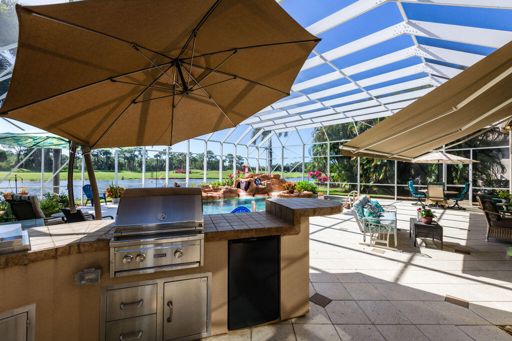 DELRAY OAKS WEST CONDO - Residential