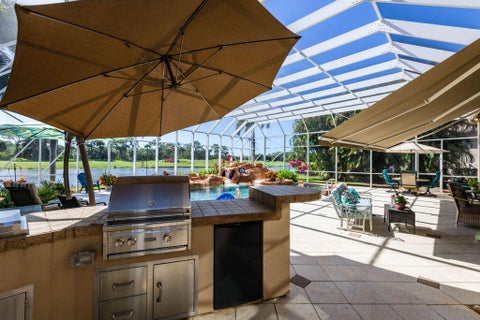 Tiny photo for 2924 SW 22nd Circle #17c, Delray Beach, FL 33445 (MLS # B26018234)