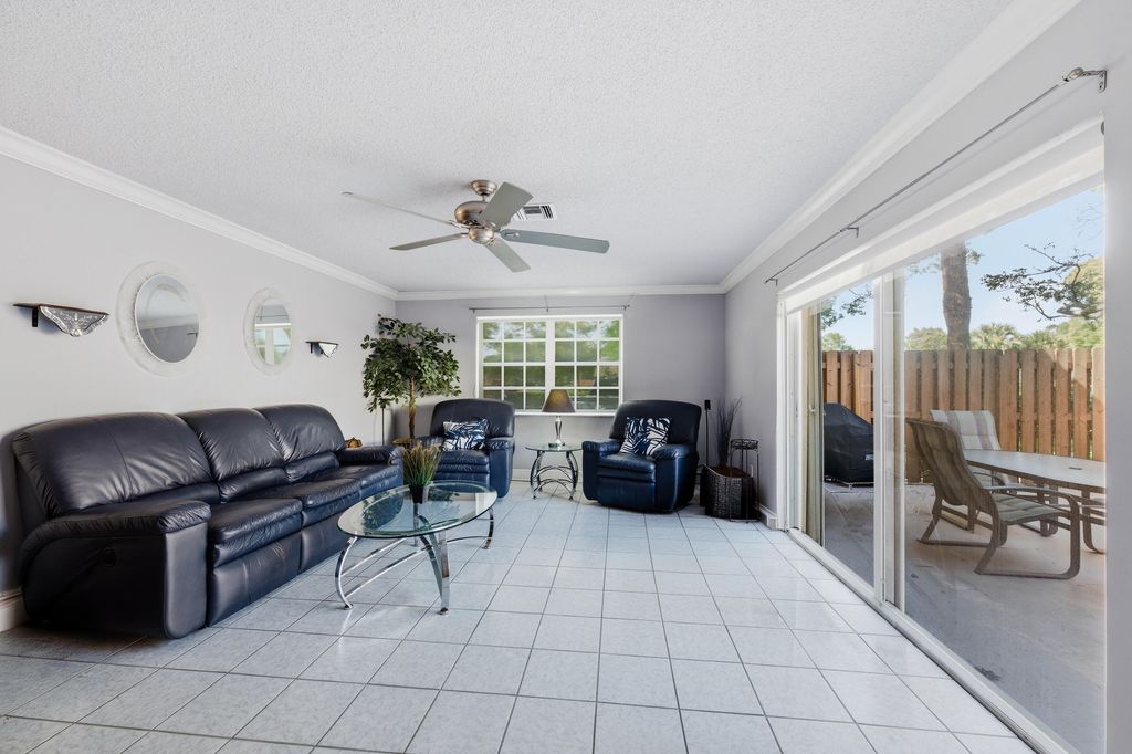 Photo of 2924 SW 22nd Circle #17c, Delray Beach, FL 33445 (MLS # B26018234)