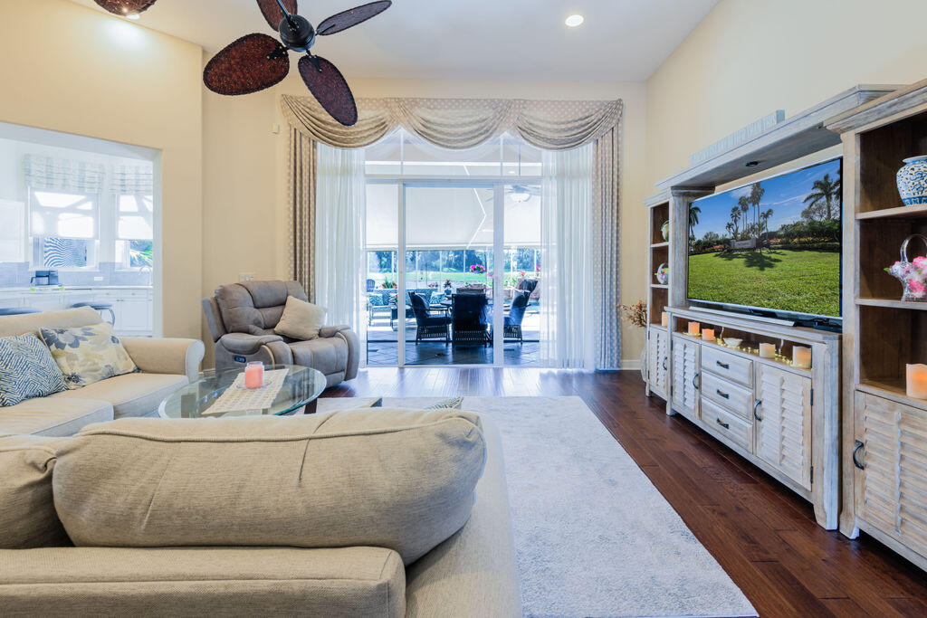 DELRAY OAKS WEST CONDO - Residential