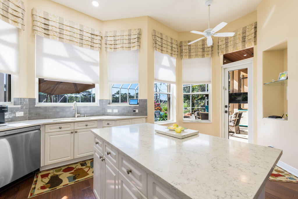 DELRAY OAKS WEST CONDO - Residential