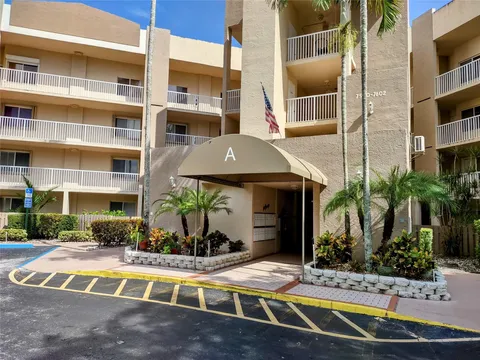 7544 Trent Dr Unit 210, Tamarac, FL MLS: F10461529