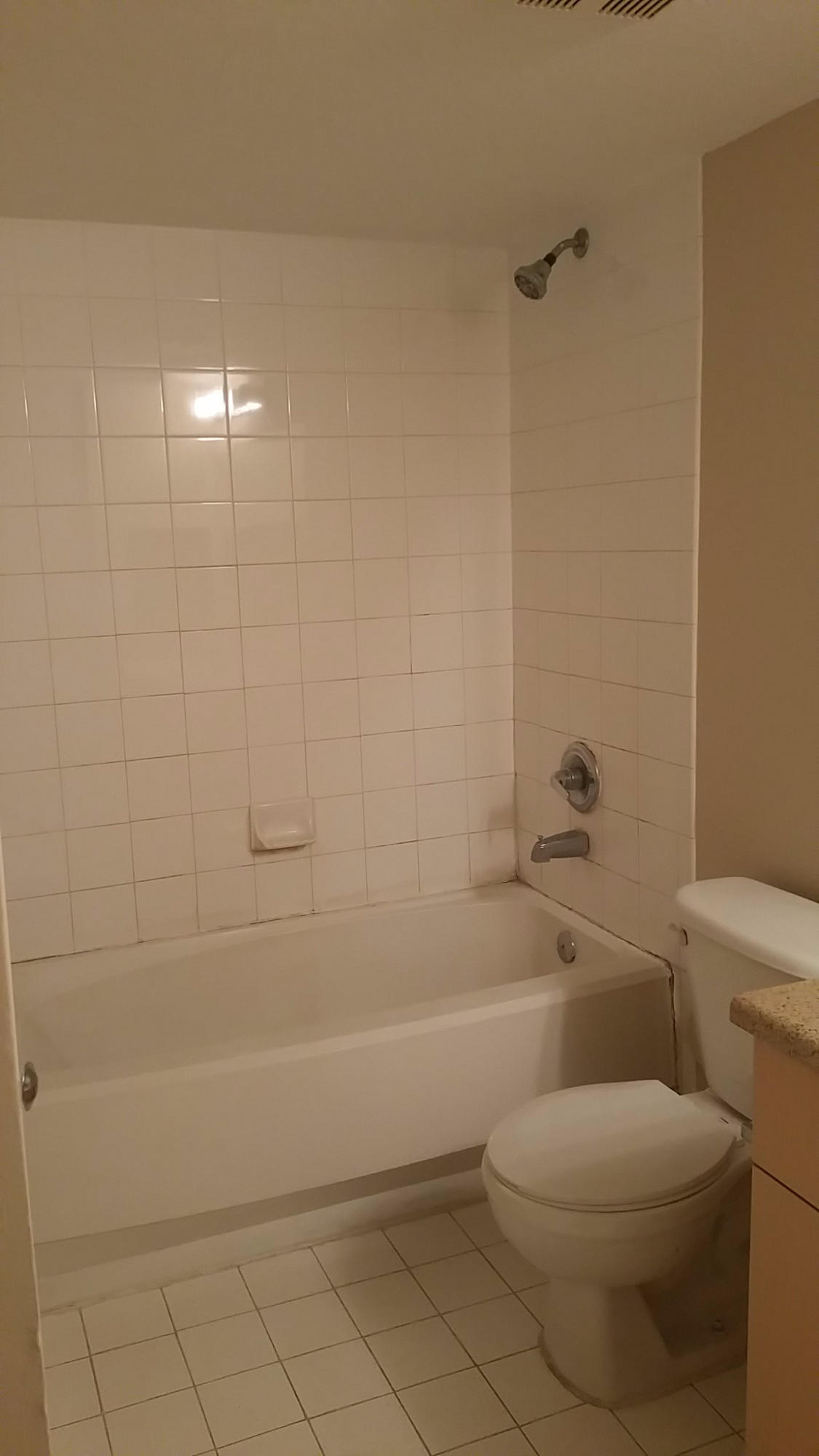 EMERALD ISLE AT LAGUNA LAKES CONDO - Residential