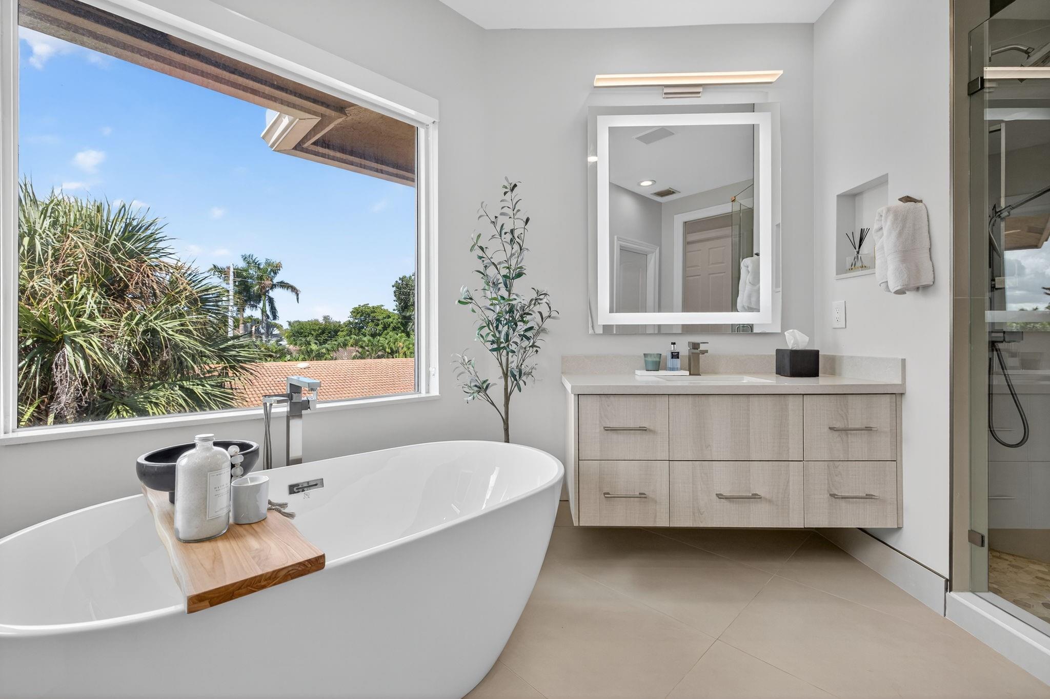 SILVER SHORES SEC OF LBTS - Residential