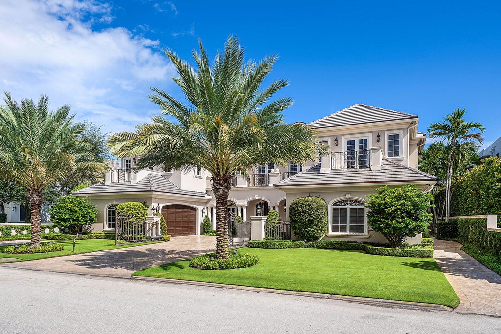 Photo of 510 E Alexander Palm Road, Boca Raton, FL 33432 (MLS # B26094731)