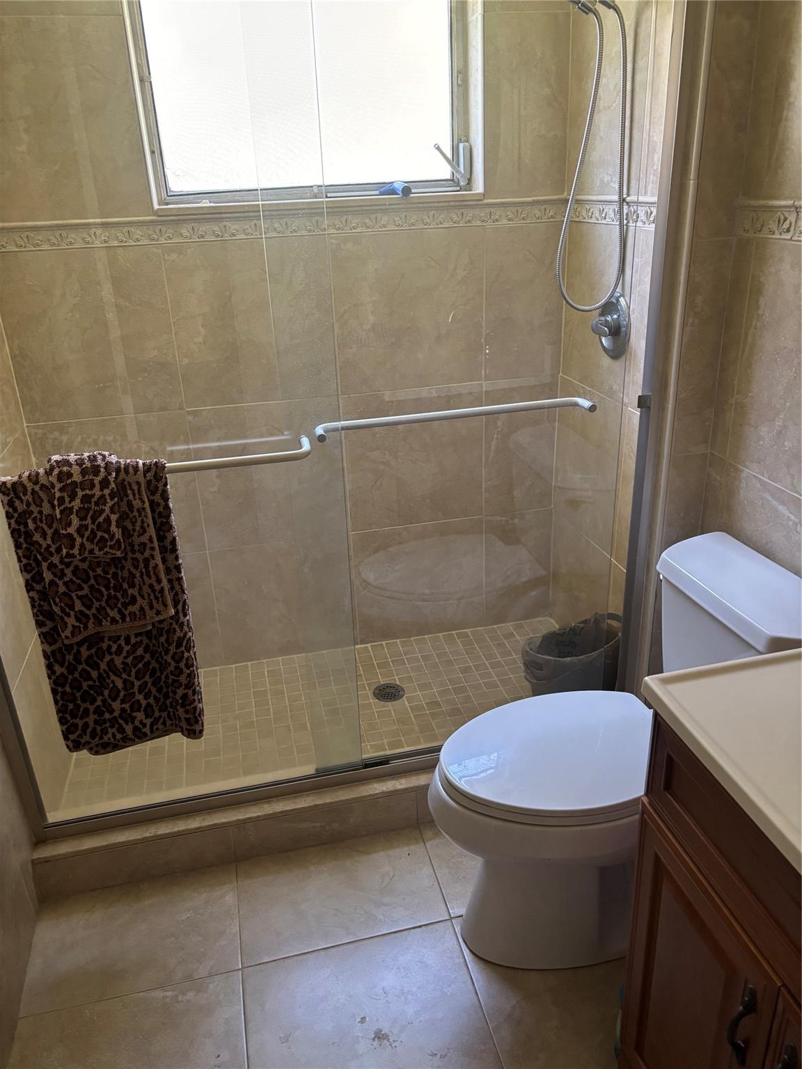 2141 NE 68 St 101
